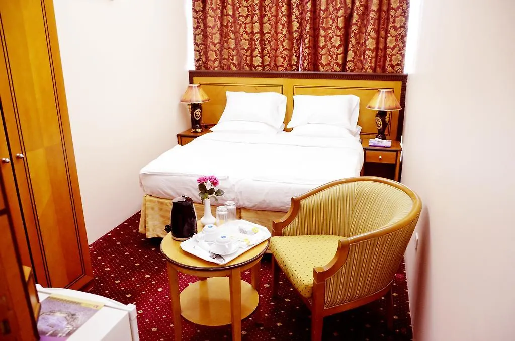 Anwar Al Deafah Hotel